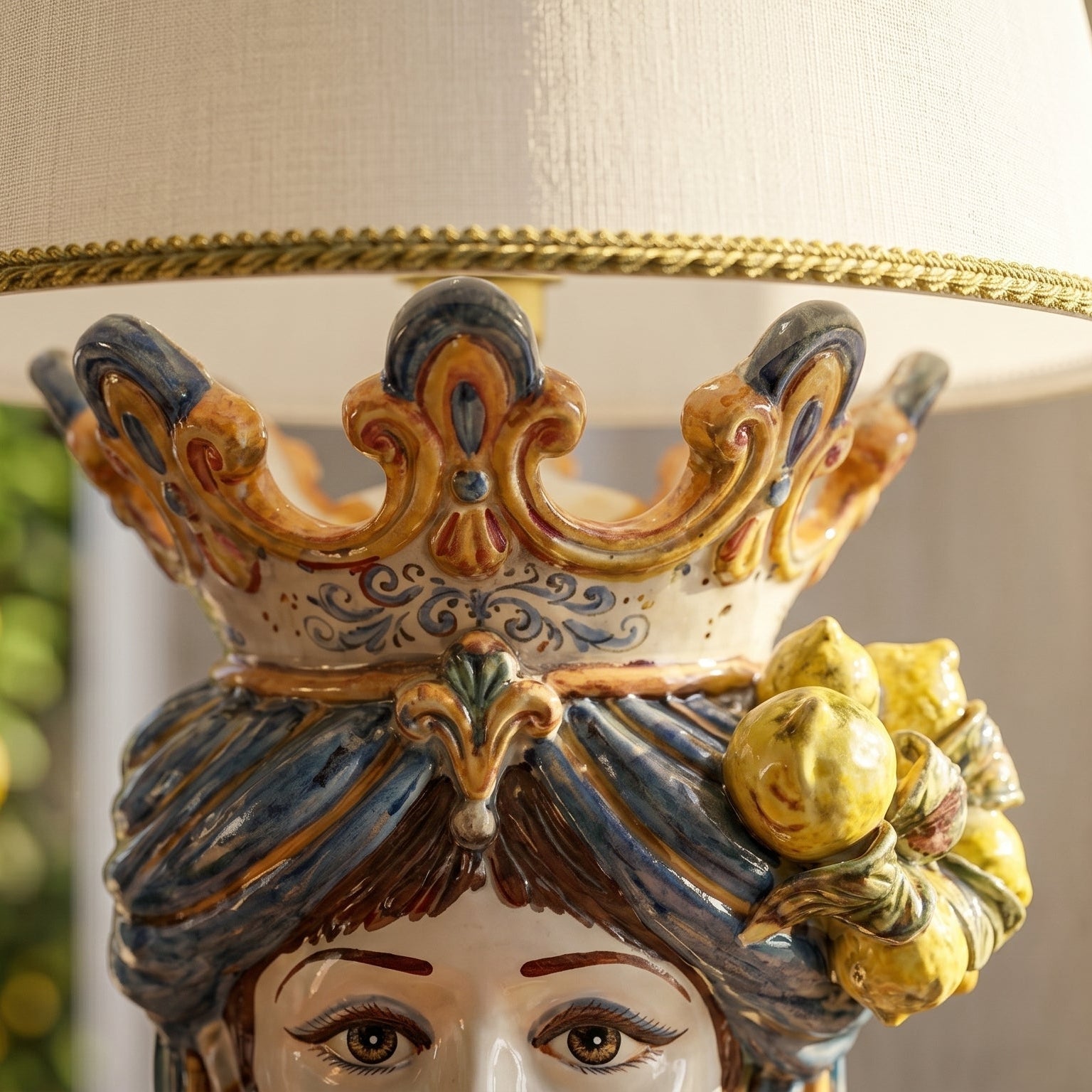 Lume a Testa con Limoni h 70 cm (ceramica h 40 cm, Paralume in Tessuto Ø 45 cm) — Donna, Blu e Arancio