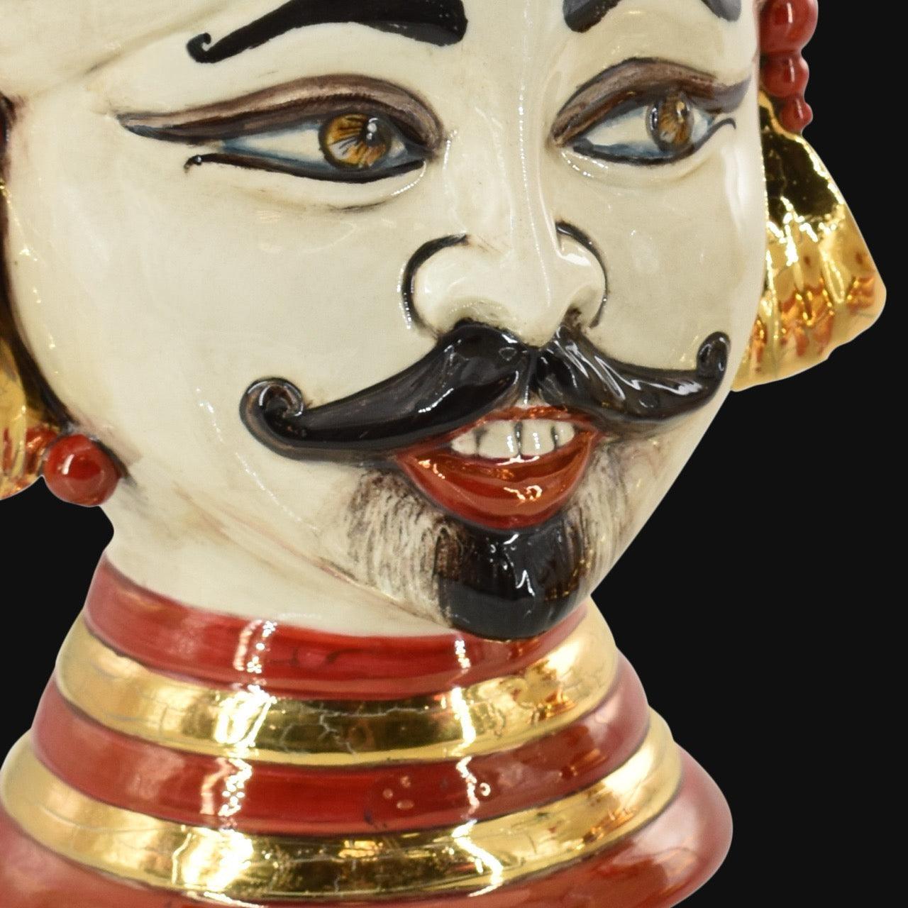 testa-di-moro-h-25-aisha-madreperla-antichizzato-oro-e-lustri-cespressione-maschio-ceramiche-di-caltagirone-sofia-2 - Moorish Head