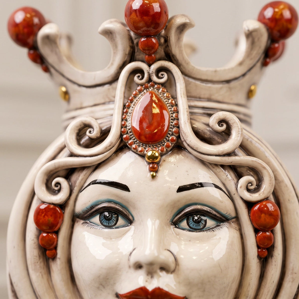 Testa di Moro h 38 cm - Donna, Madreperla Antichizzato Oro e Lustri | Ceramica Caltagirone