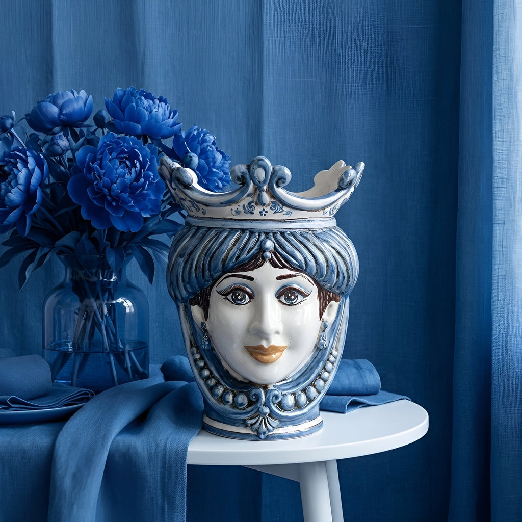 Testa di Moro con Perline, Donna, Mono Blu. Ceramiche Sofia, Caltagirone