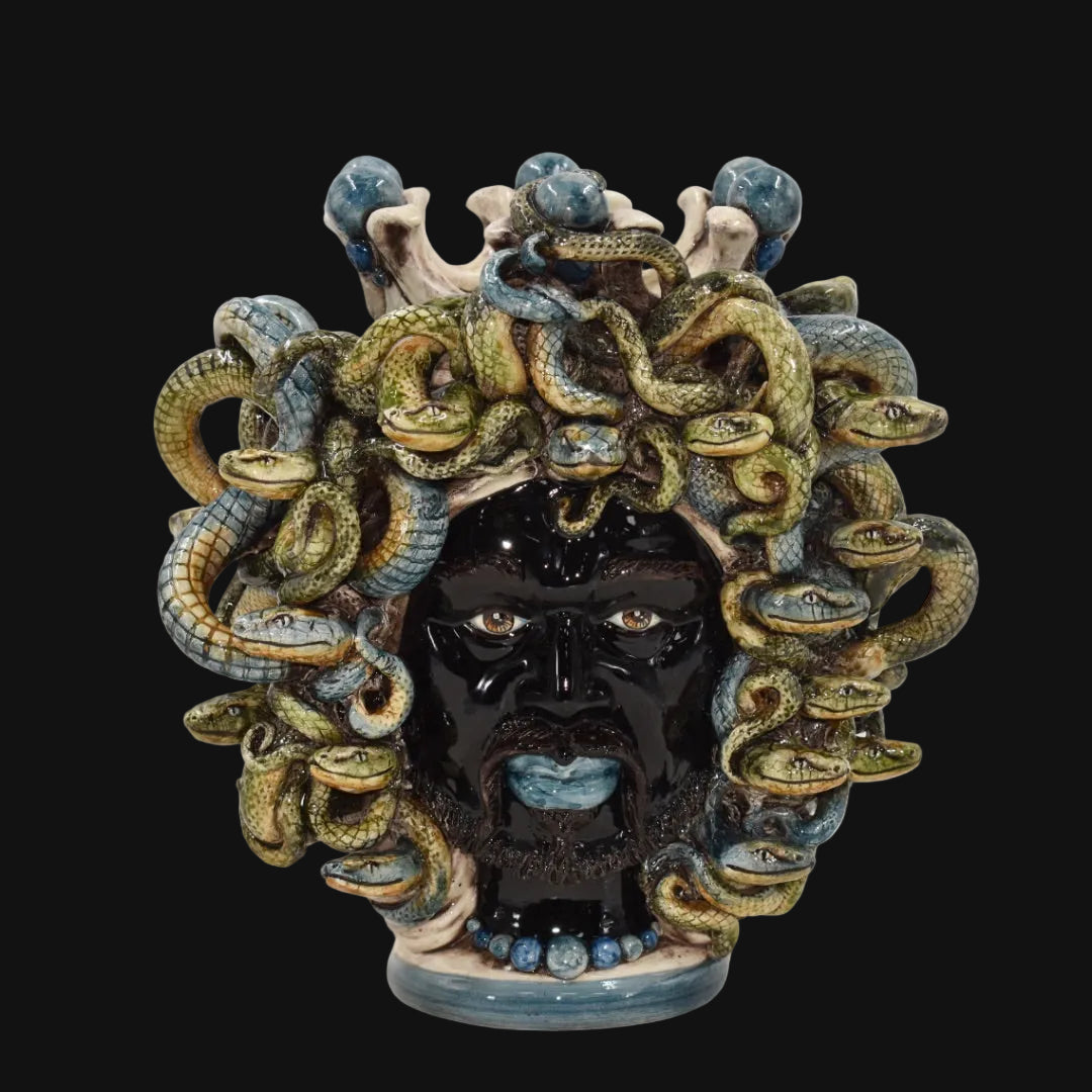 Testa Medusa h 25 cm — con Perline Blu | Ceramica Caltagirone
