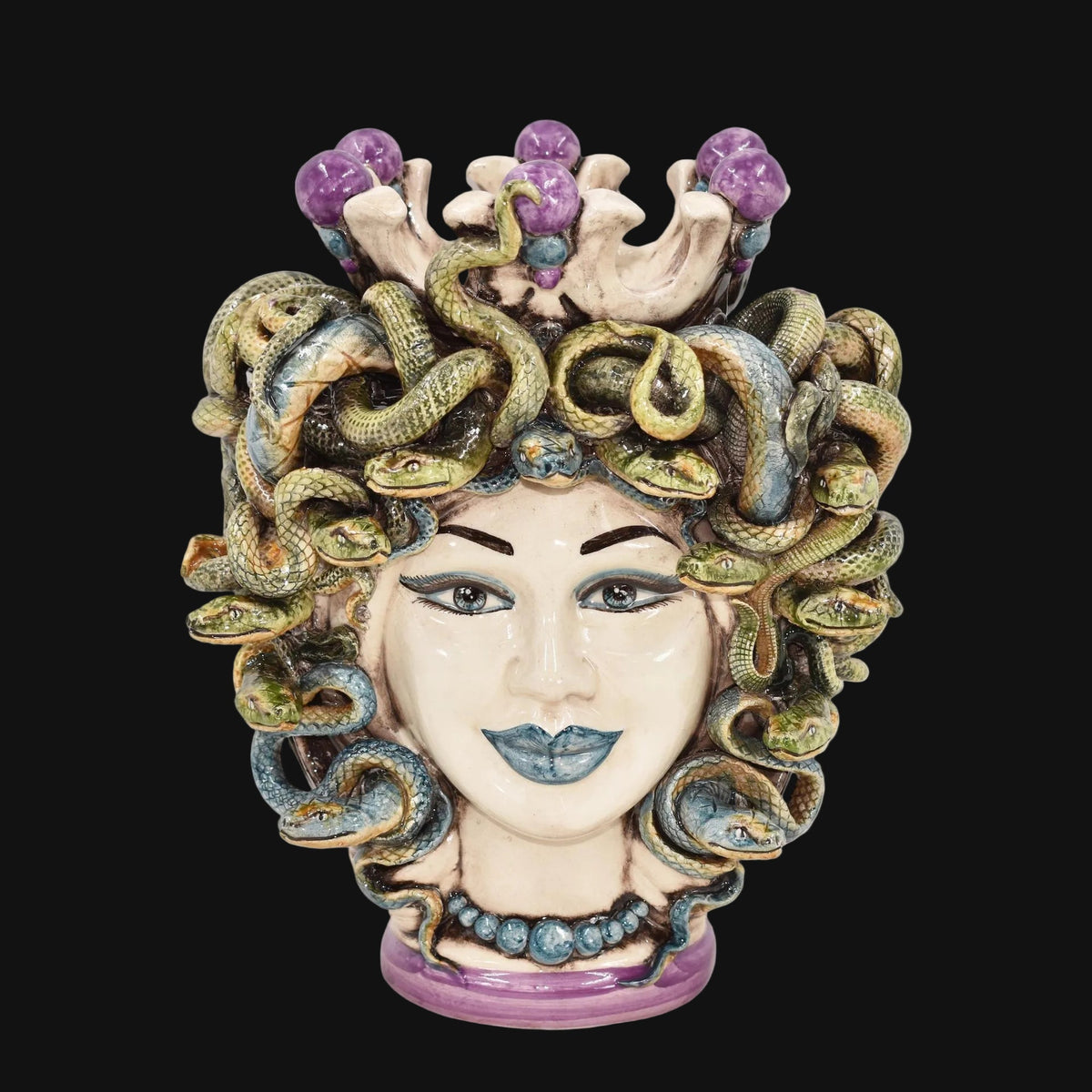 Testa Medusa, con Perline Glicine, chioma di serpenti. Ceramica siciliana di Caltagirone, Sofia
