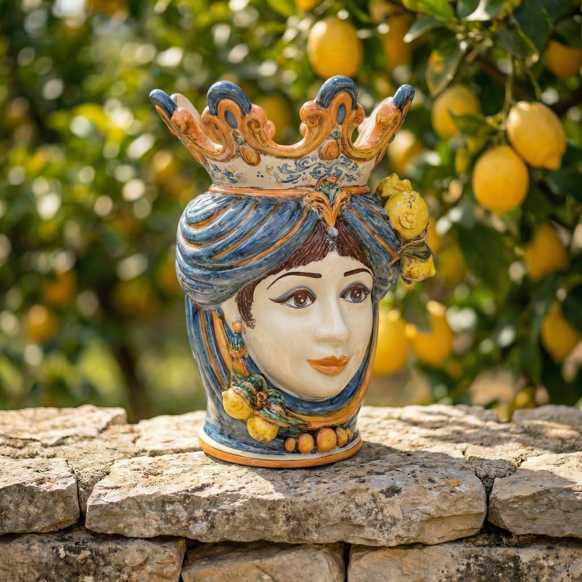 Testa di Moro con Limoni, Donna, Blu e Arancio. Ceramiche Sofia, Caltagirone