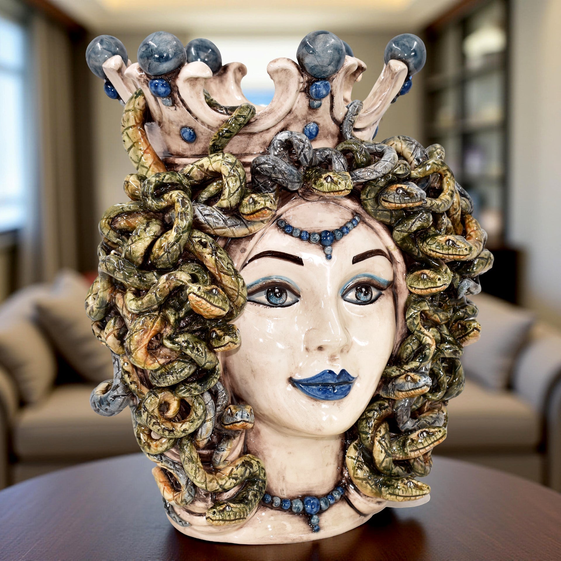 testa-h-38-medusa-madreperla-antichizzato-con-perline-blu-ceramiche-di-caltagirone-sofia-1_x1920_c08ab126-5a8b-4e09-8b58-1e337405be4a - Moorish Head