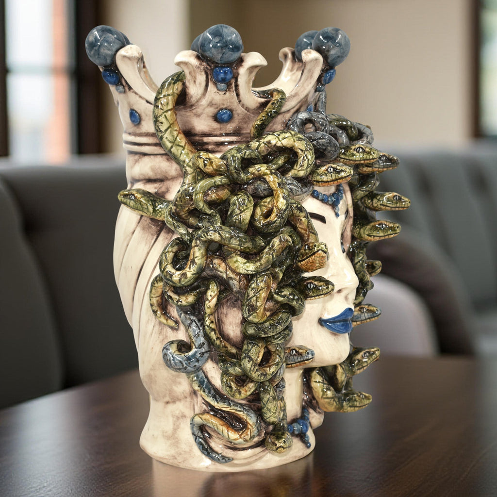 Testa h 38 medusa Madreperla Antichizzato con perline blu - Ceramiche di Caltagirone Sofia